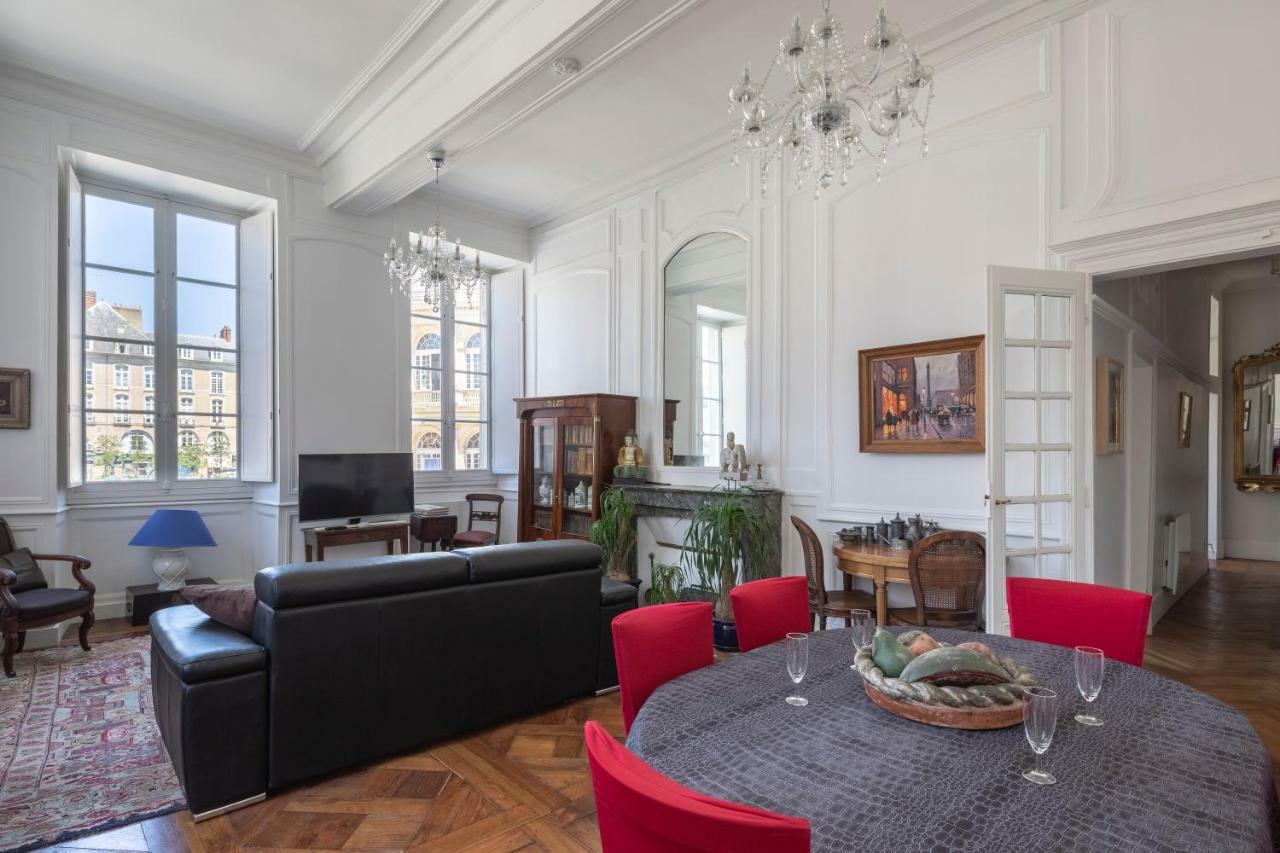 Les Suites De Philippe By Cocoonr แรนส์ ภายนอก รูปภาพ